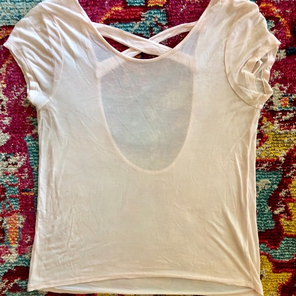 ALO Yoga Tops - ALO Yoga Criss-Cross T-Shirt 😍🧘🏻♀️